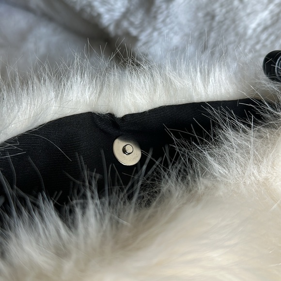 Zara fur bucket bag - Picture 4 of 5